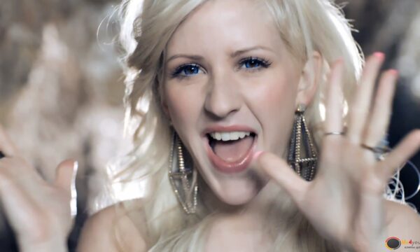 Ellie Goulding , Beating Heart : colonna sonora del nuovo movie Divergent
