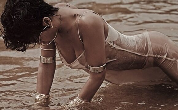 Rihanna ,Vogue : altre foto scattate per la rivista
